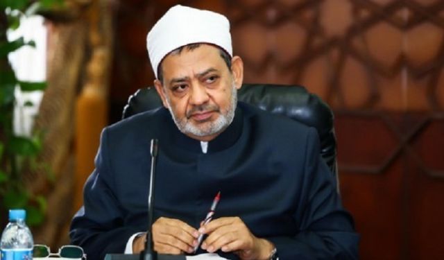 شيخ الأزهر: أدعو الجميع للتضرع بصدق إلى الله لرفع بلاء كورونا عن البشر