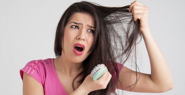 عوامل الخطر الأقل شهرة لـ تساقط الشعر عند النساء