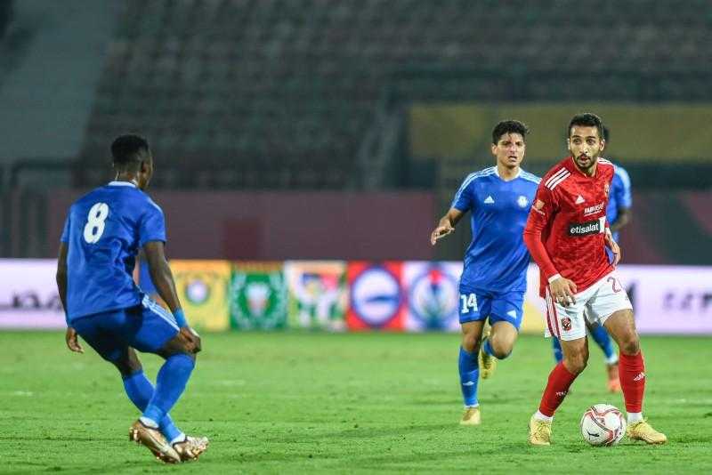 الأهلى يتعادل أمام سموحة سلبيا.. وبيراميدز يتصدر دورى nile