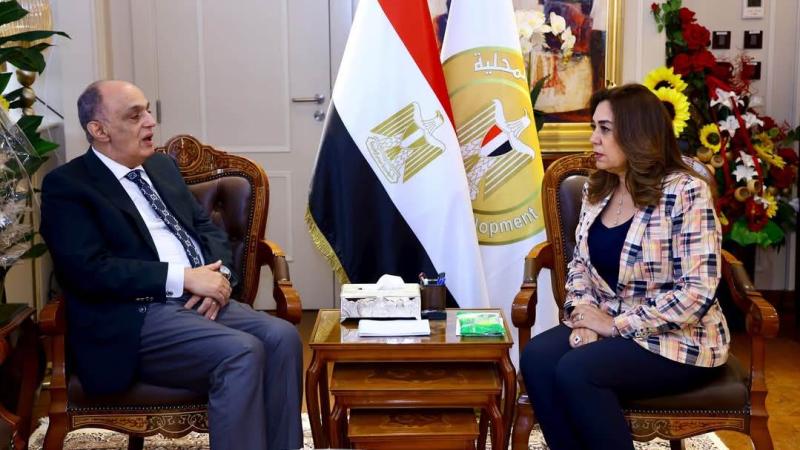 وزيرة التنمية المحلية والنائب محمد كمال مرعي