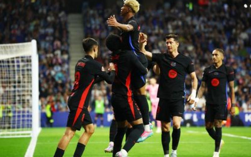 برشلونة يتوج بلقب الدوري الإسباني للمرة الـ28 فى تاريخه بعد فوزه على إسبانيول