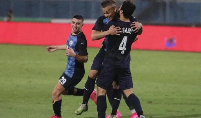 بيراميدز يتغلب علي الأهلى بثنائية ويُلقنه الهزيمة الأولى بالدورى