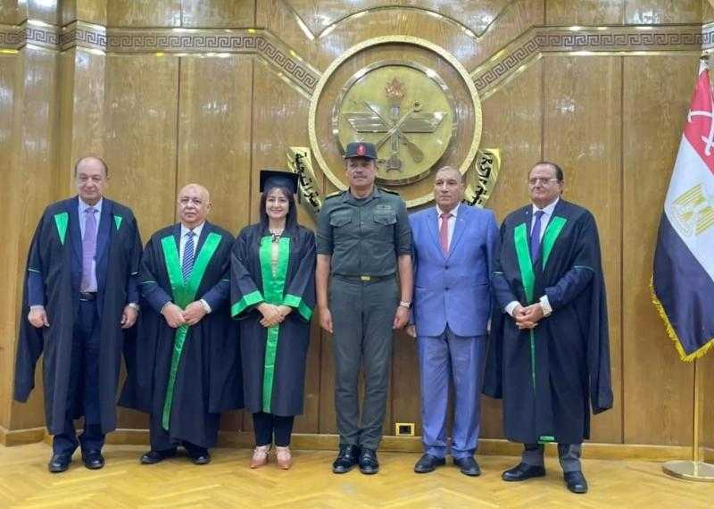 نجلاء باخوم تحصل على الماجستير بامتياز عن دراسة حول تنمية الوعي بالمناطق الحدودية