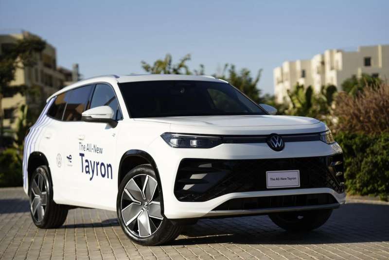 فولكس فاجن تايرون