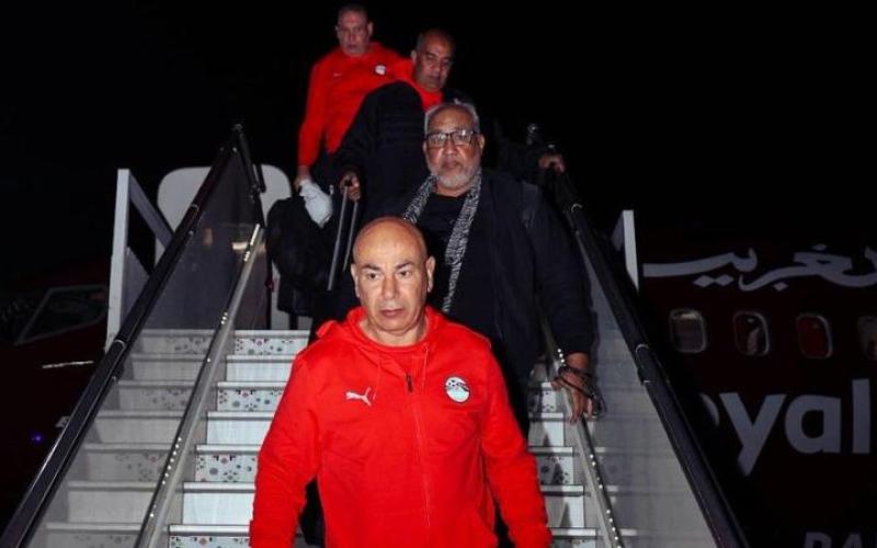منتخب مصر يصل إلى مطار مدينة طنجة المغربية استعداداً لمواجهة السنغال
