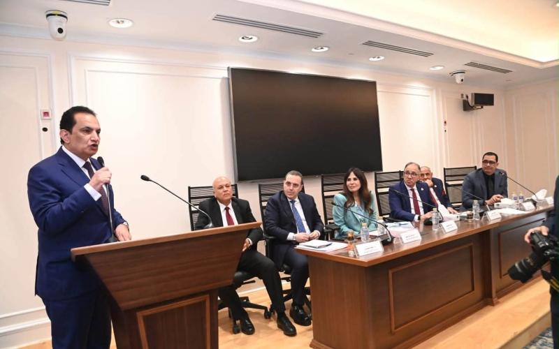 أسامة الإتربي يطرح رؤى حاسمة داخل لجنة الإسكان بالنواب لمناقشة خطة الوزارة