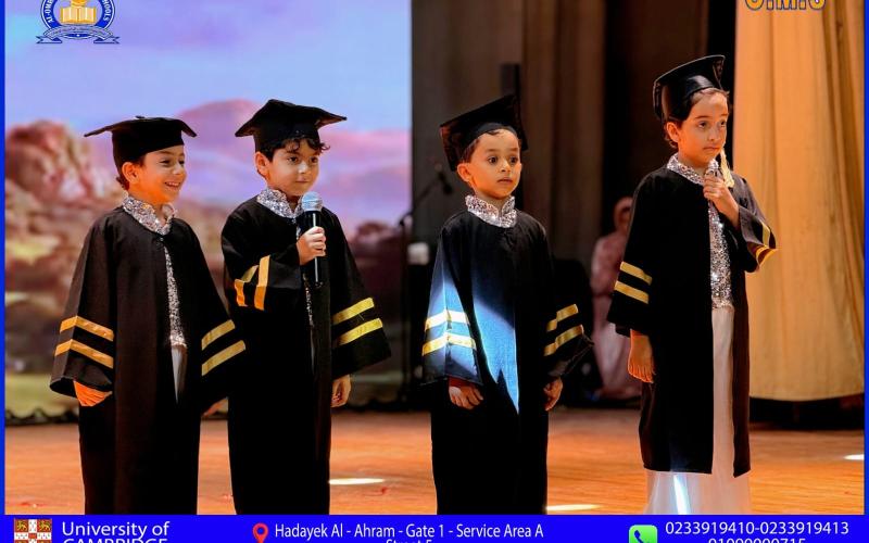 العمران الحديثة للغات تحتفل بتخريج الدفعة الثامنة تحت شعار “رحلة الأحلام”