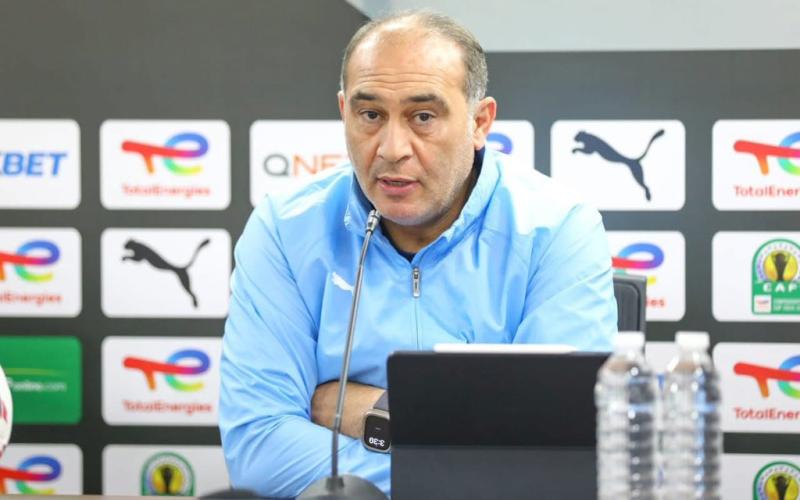 أمير هشام يكشف تطورات ملف المدير الفني الجديد لـ بيراميدز.. وموقف علي ماهر
