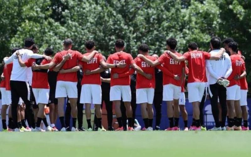 إلغاء مران منتخب مصر بعد ساعة بسبب عاصفة رعدية استعدادا للأرجنتين