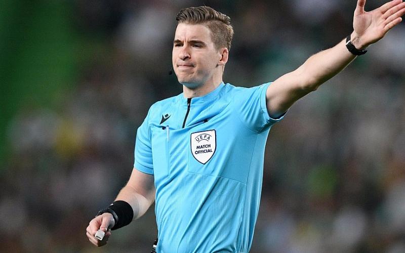 الفرنسي فرانسوا ليتكسير حكما للقاء مصر والأرجنتين في دور 16 من كأس العالم