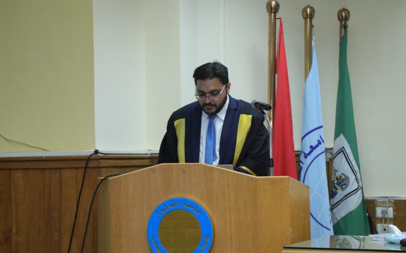منح الباحث ماجد رضوان حامد درجة الدكتوراه عن دراسة لتعزيز الحوكمة بالجامعات الأهلية