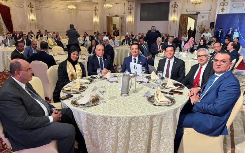 أسامة الأتربي: أوائل الجمهورية نماذج مشرفة.. ودعم المتفوقين استثمار حقيقي في مستقبل الوطن
