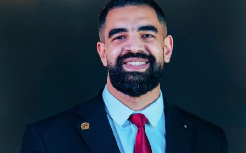 أحمد زيادة يكتب: متبقاش معقّد وتنتقم من ماضيك في شغلك وبيتك