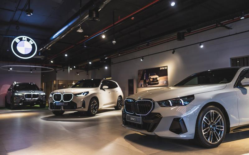 ”جلوبال أوتو” تفتتح صالة عرض جديدة لعلامتي BMW وMINI في القاهرة الجديدة