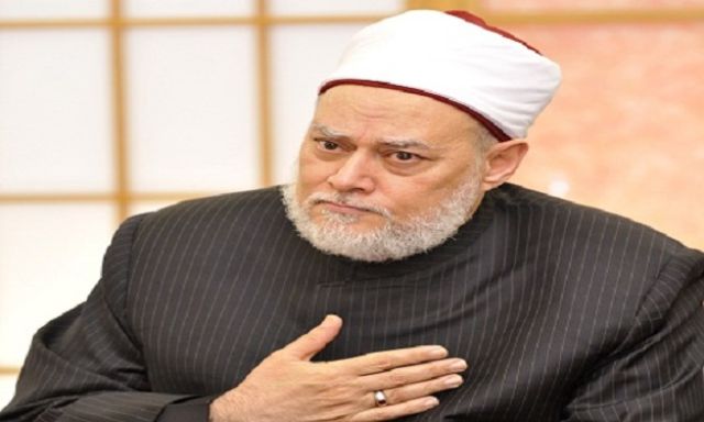 علي جمعة : مشاهدة المسلسلات في رمضان تفسد الصيام